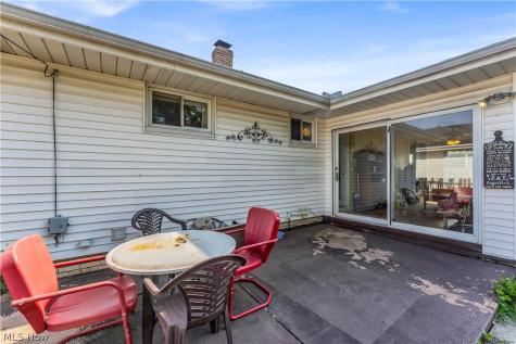 9560 Reichert Road Parma OH 44130