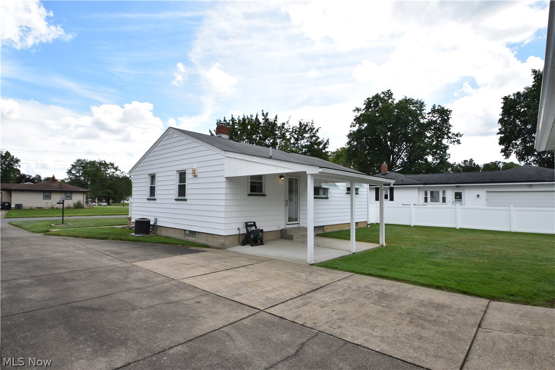 3830 Timothy Lane Youngstown OH 44511