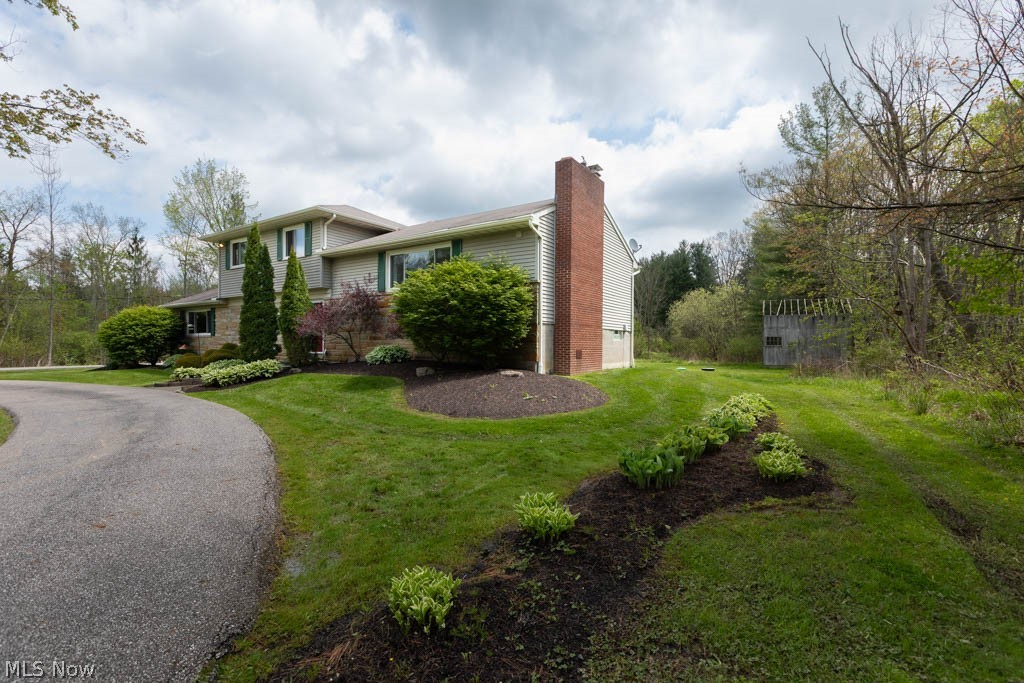13047 Forest Road Burton OH 44021