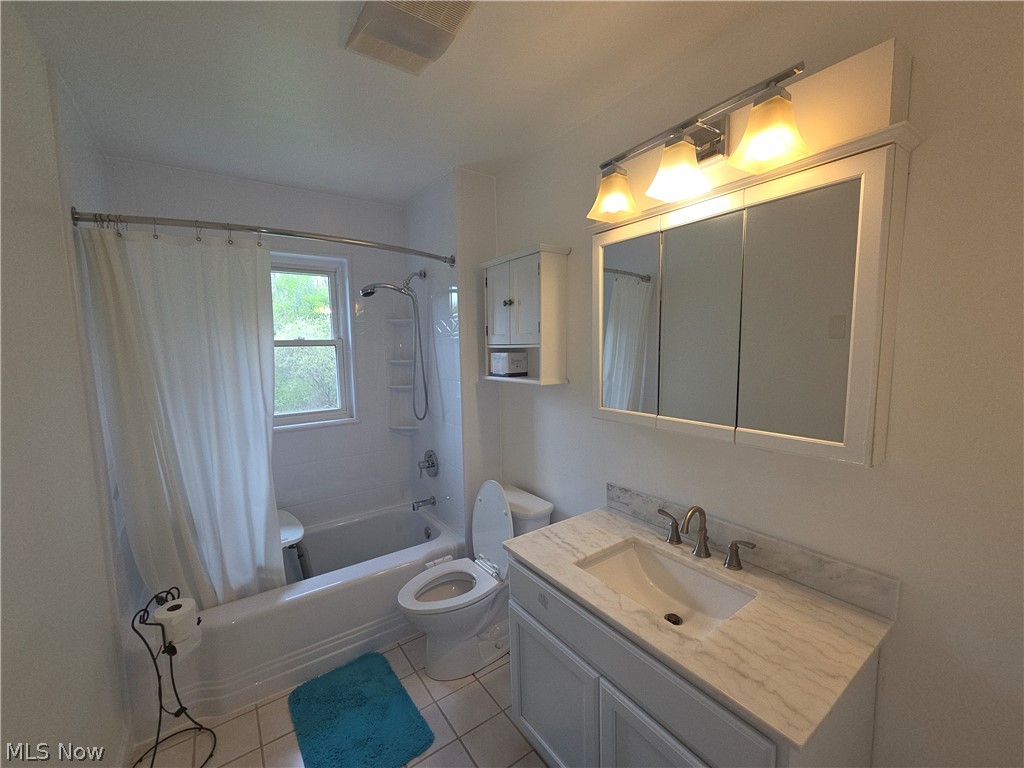 13047 Forest Road Burton OH 44021