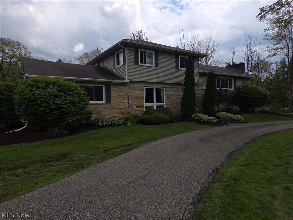 13047 Forest Road Burton OH 44021