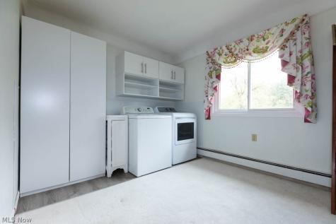 13047 Forest Road Burton OH 44021