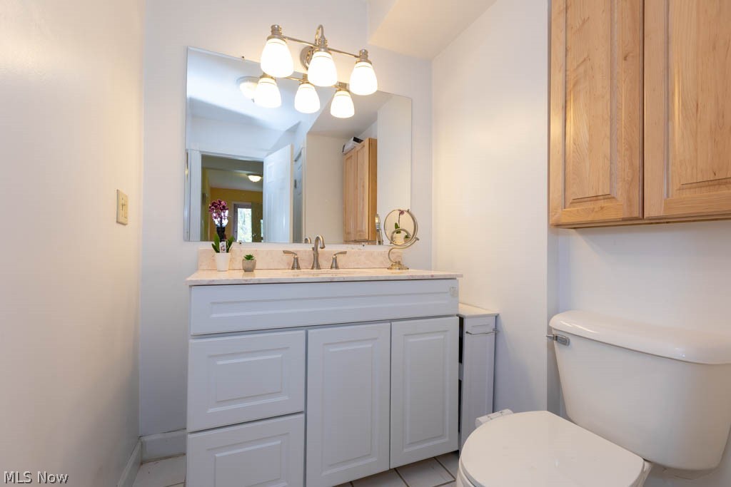 13047 Forest Road Burton OH 44021
