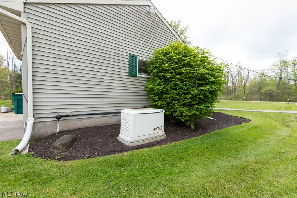 13047 Forest Road Burton OH 44021