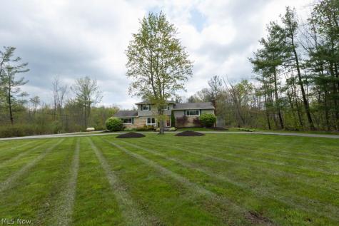 13047 Forest Road Burton OH 44021