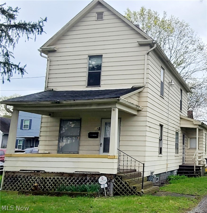 18 Whitney Avenue S Youngstown OH 44509