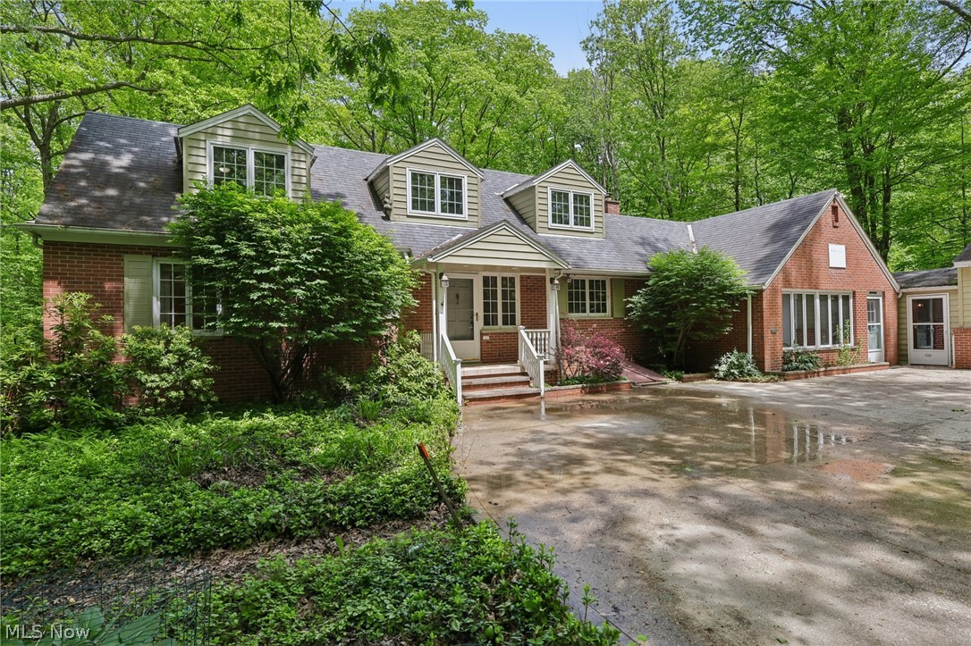 45 Sterncrest Drive Moreland Hills OH 44022
