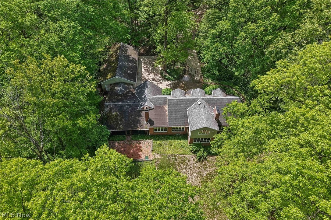 45 Sterncrest Drive Moreland Hills OH 44022