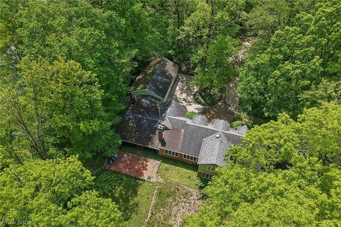 45 Sterncrest Drive Moreland Hills OH 44022
