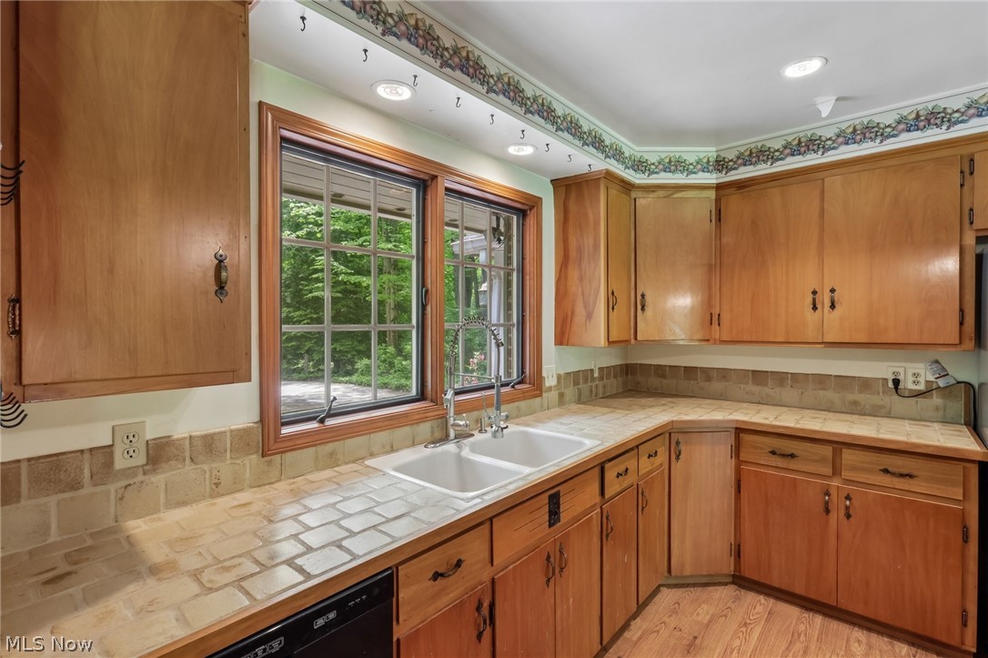 45 Sterncrest Drive Moreland Hills OH 44022