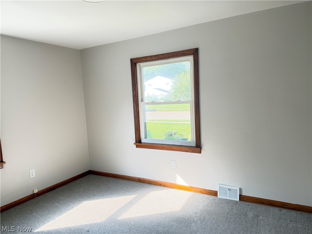 1311 N Walnut Street Dover OH 44622