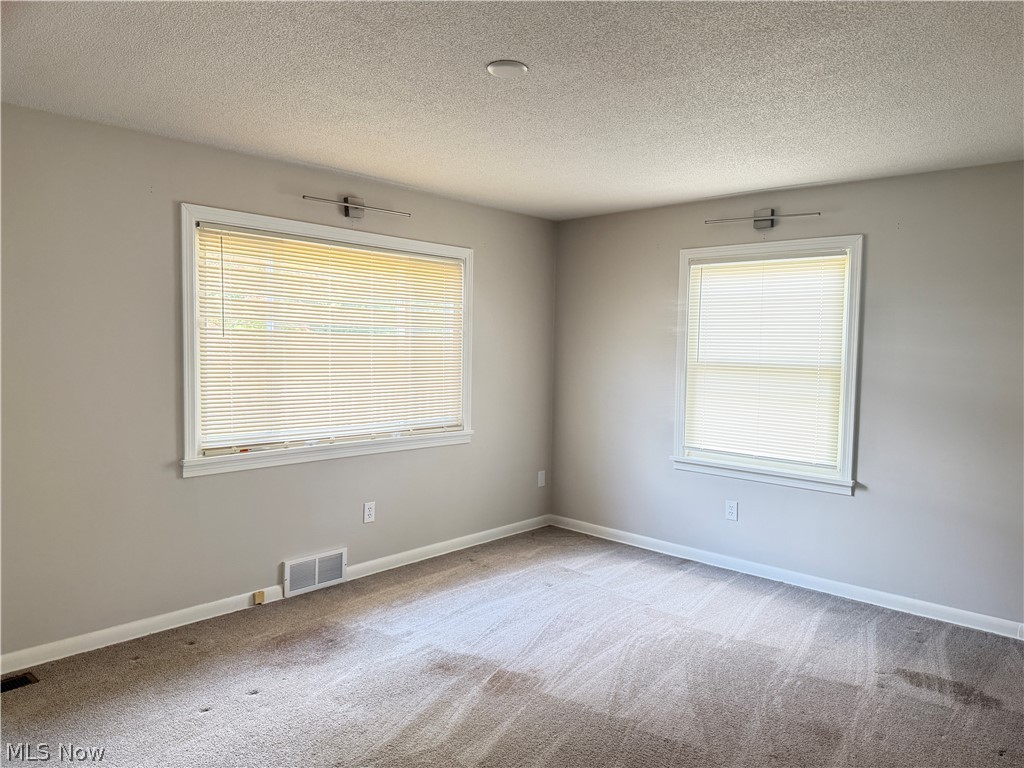 1311 N Walnut Street Dover OH 44622
