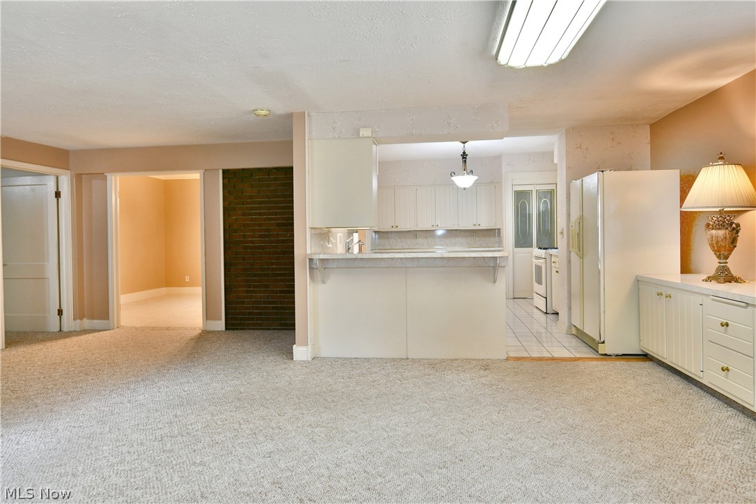 360 Fairmount Avenue NE Warren OH 44483