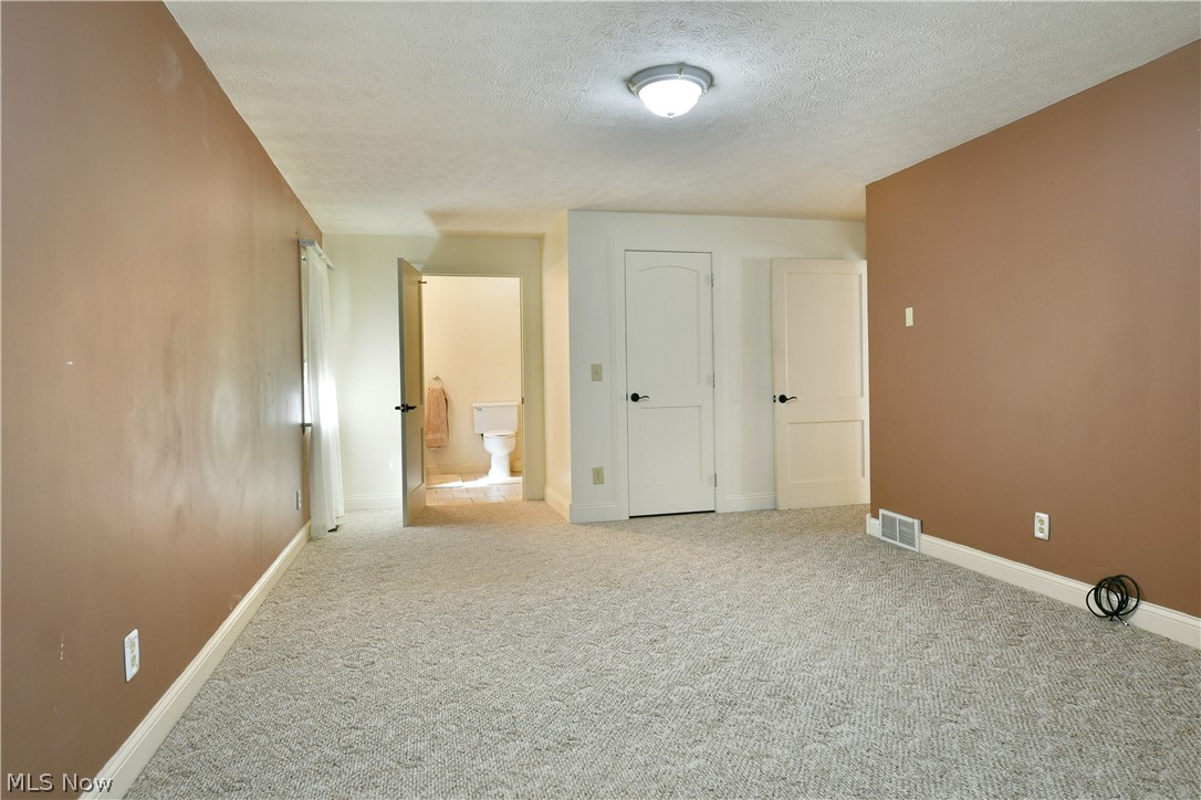 360 Fairmount Avenue NE Warren OH 44483