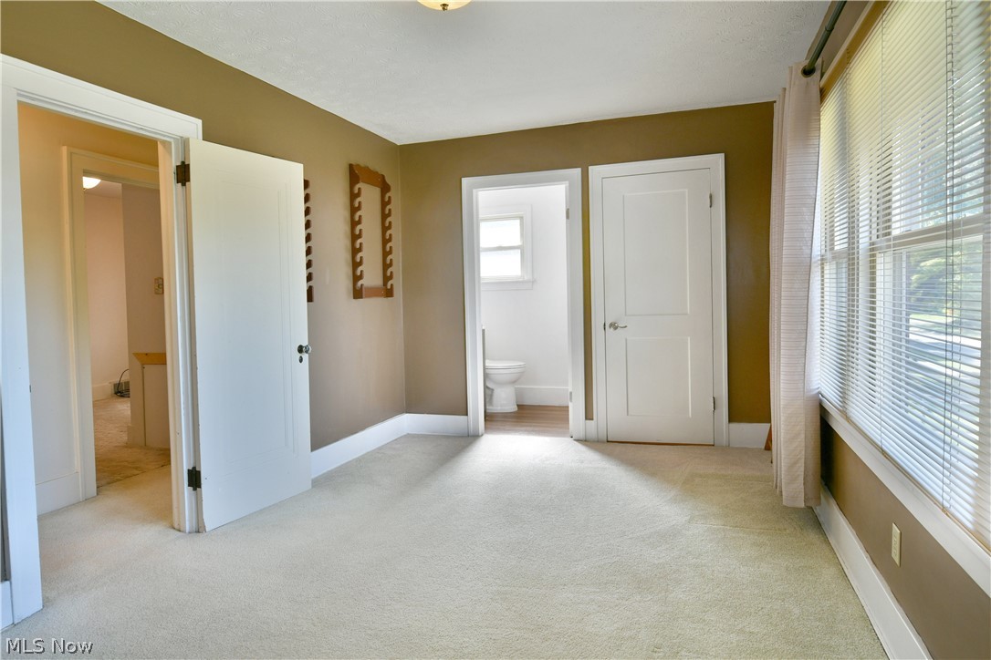360 Fairmount Avenue NE Warren OH 44483