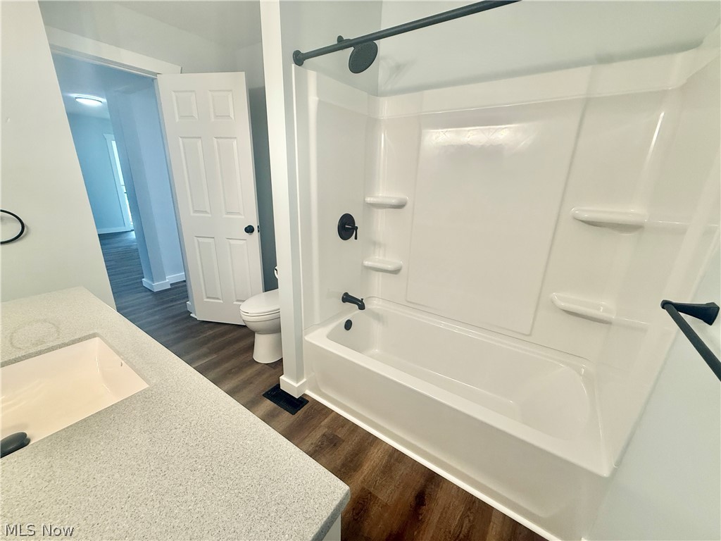 347 Patton Avenue Wintersville OH 43953