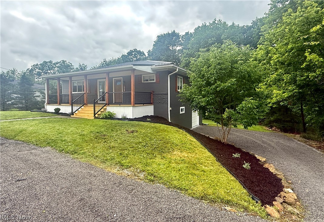 347 Patton Avenue Wintersville OH 43953