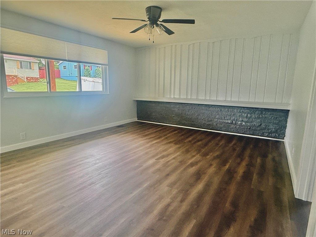 347 Patton Avenue Wintersville OH 43953