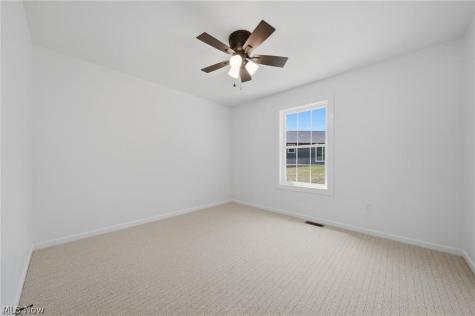 517 Whitetail Trail NE Canton OH 44704