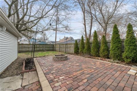 1916 W 44th Street Cleveland OH 44113