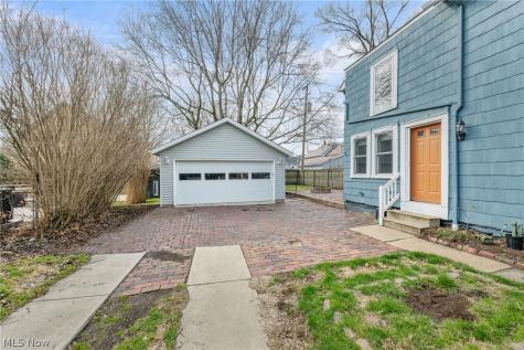 1916 W 44th Street Cleveland OH 44113