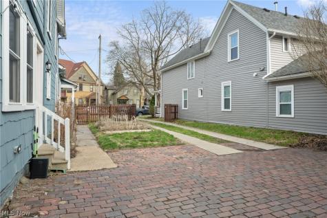 1916 W 44th Street Cleveland OH 44113