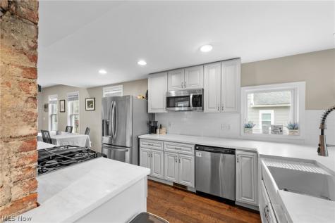 1916 W 44th Street Cleveland OH 44113