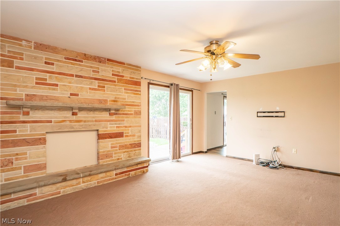 326 Airport Road NW Warren OH 44481