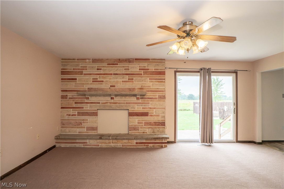 326 Airport Road NW Warren OH 44481