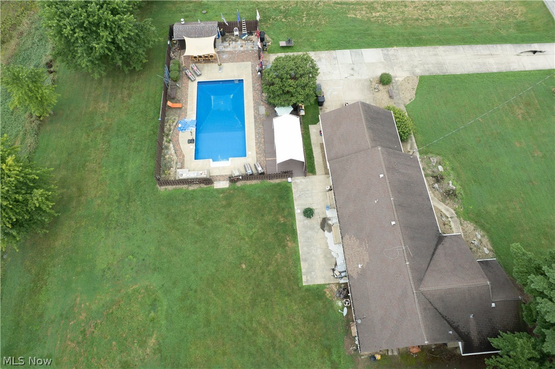 326 Airport Road NW Warren OH 44481