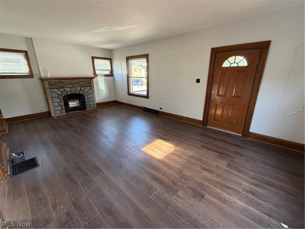 383 E Tallmadge Avenue Akron OH 44310