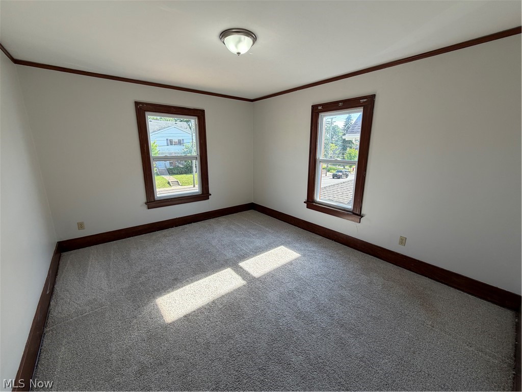 383 E Tallmadge Avenue Akron OH 44310