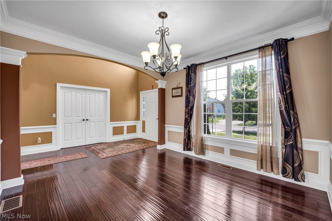 3082 Willowbrook Aurora OH 44202