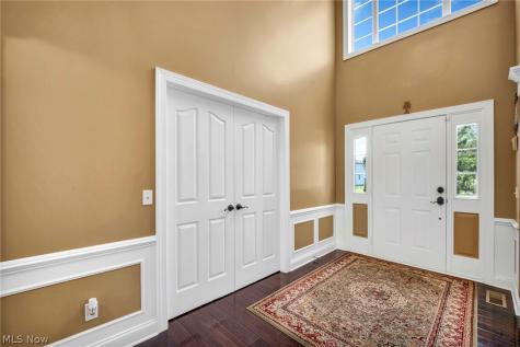 3082 Willowbrook Aurora OH 44202