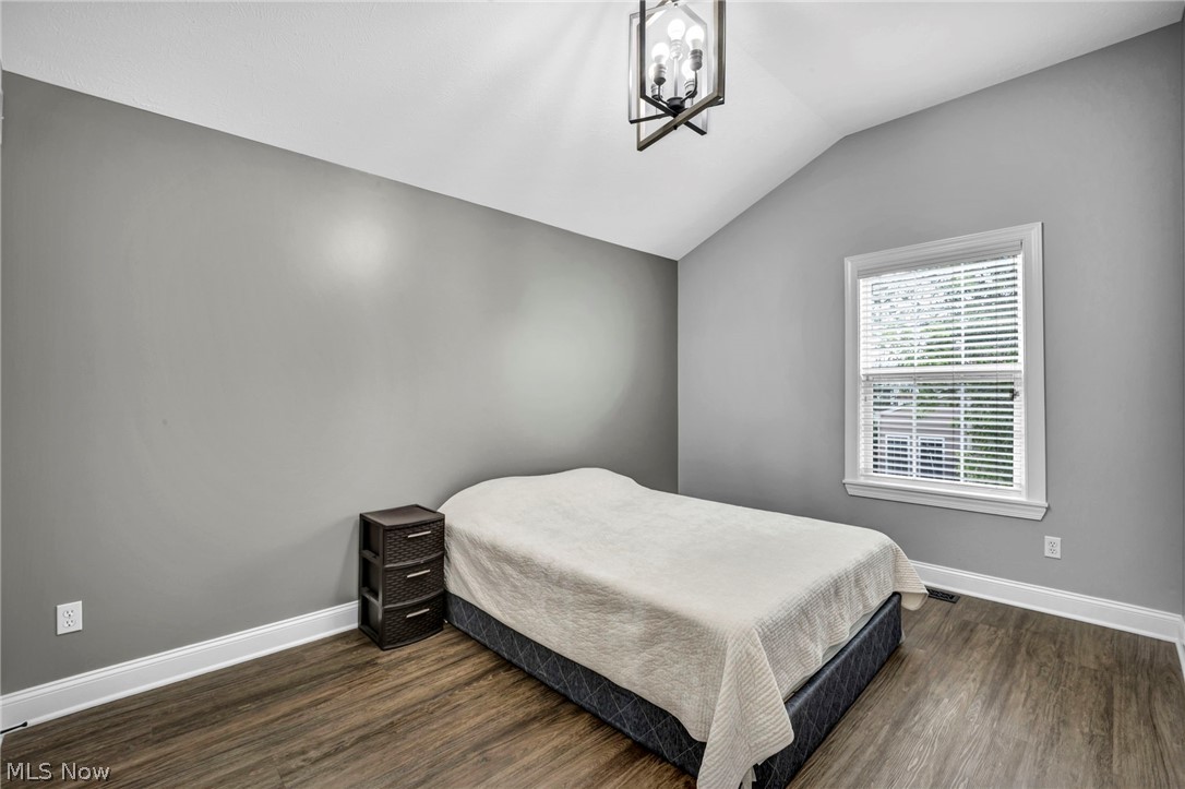 3082 Willowbrook Aurora OH 44202