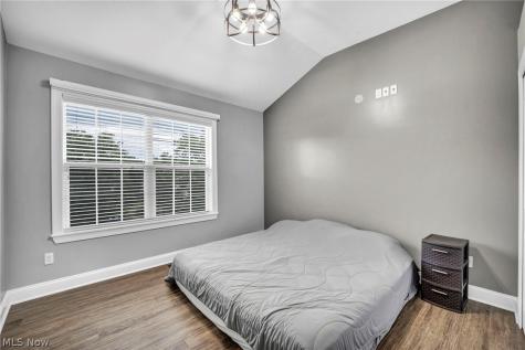 3082 Willowbrook Aurora OH 44202