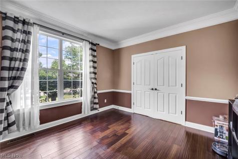 3082 Willowbrook Aurora OH 44202