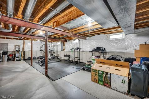 3082 Willowbrook Aurora OH 44202