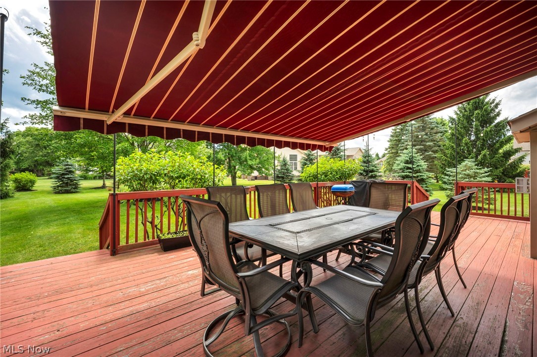 3082 Willowbrook Aurora OH 44202