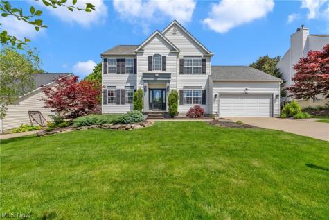 386 Weatherstone Drive Wadsworth OH 44281