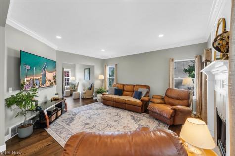 386 Weatherstone Drive Wadsworth OH 44281