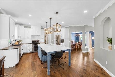 386 Weatherstone Drive Wadsworth OH 44281