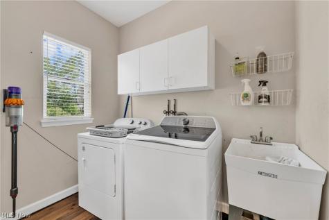 386 Weatherstone Drive Wadsworth OH 44281