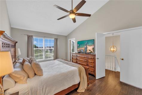 386 Weatherstone Drive Wadsworth OH 44281