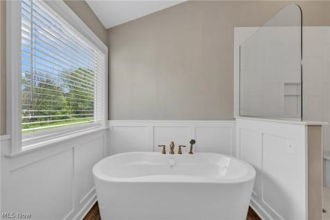 386 Weatherstone Drive Wadsworth OH 44281