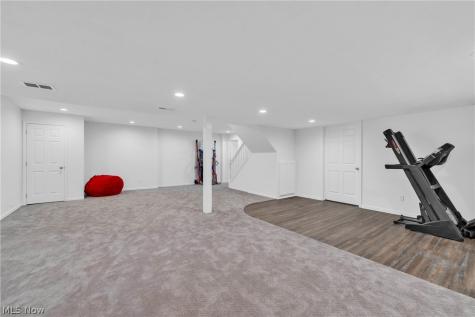 386 Weatherstone Drive Wadsworth OH 44281