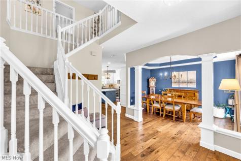 386 Weatherstone Drive Wadsworth OH 44281