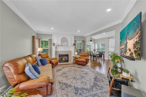 386 Weatherstone Drive Wadsworth OH 44281