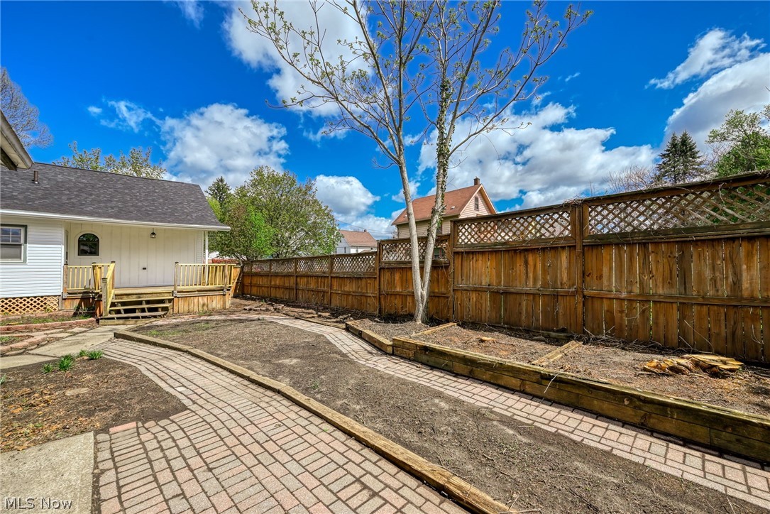 1364 California Avenue Akron OH 44314