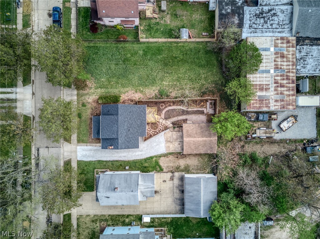 1364 California Avenue Akron OH 44314